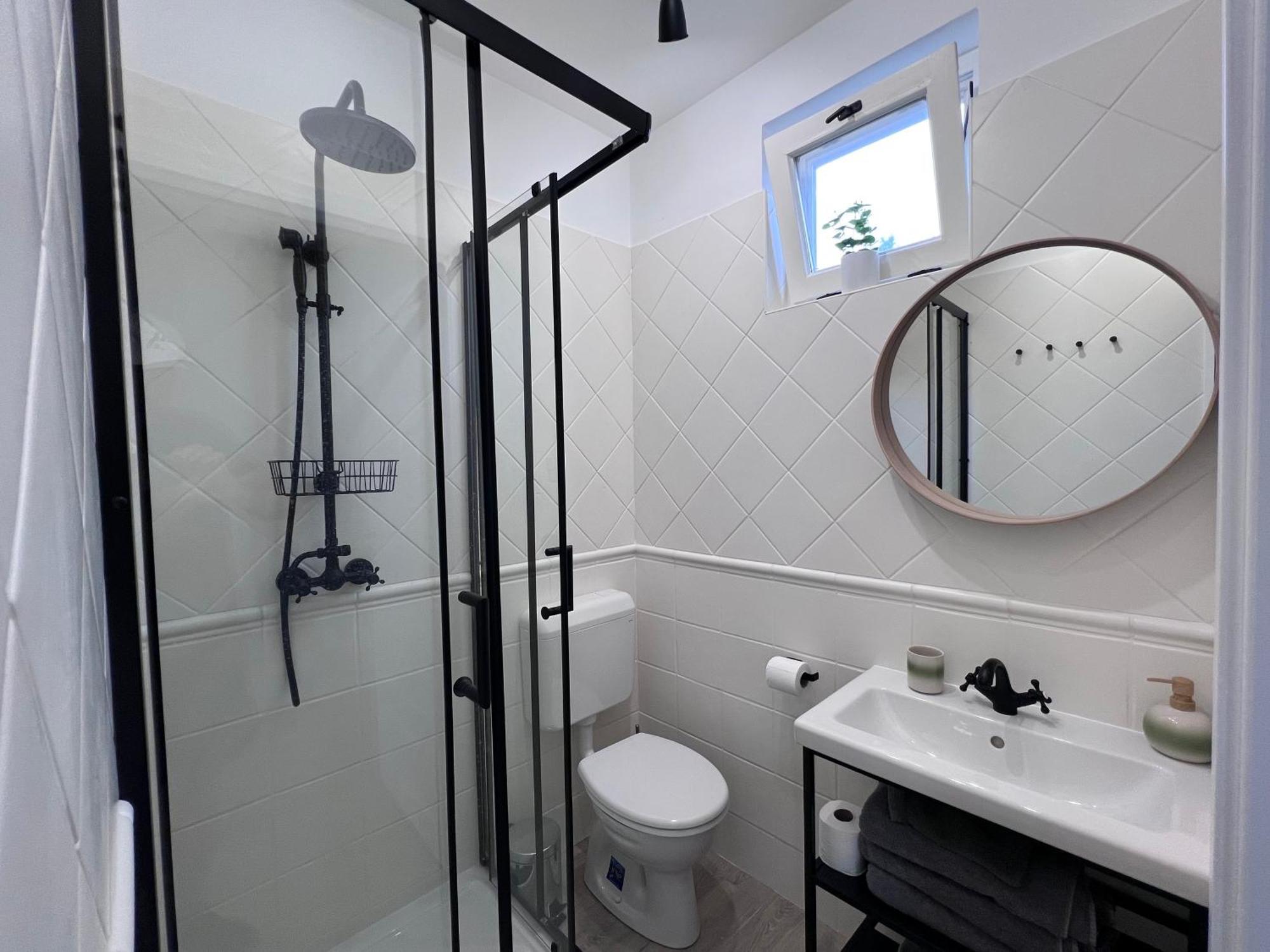 Best Apartman Lelle Balatonlelle Zewnętrze zdjęcie